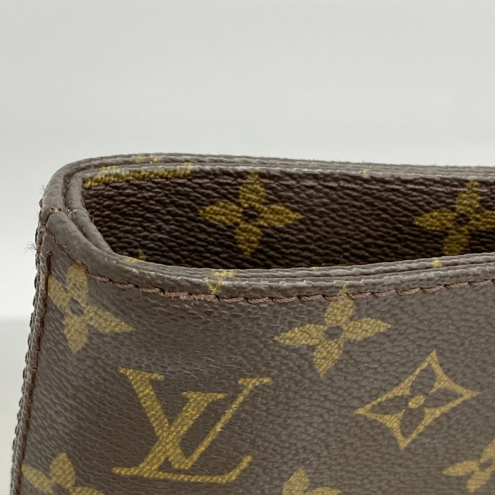 LOUIS VUITTON Brown Monogram Tote Bag - Picture 7 of 10